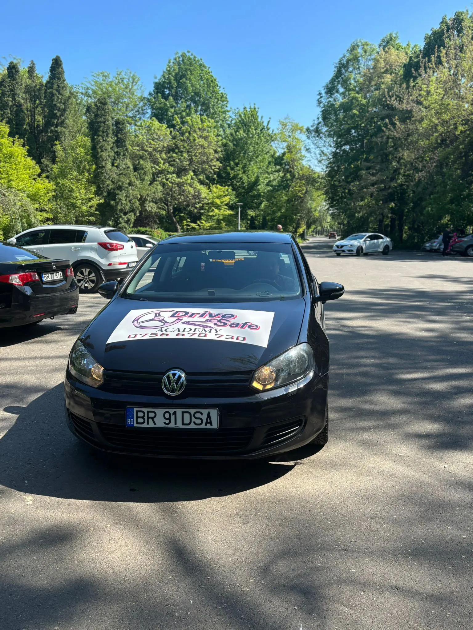 Mașină pentru școala de șoferi